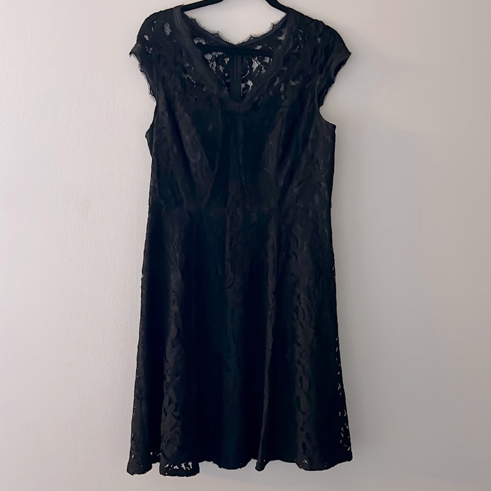 Adrianna Papell Black lace A-line dresss